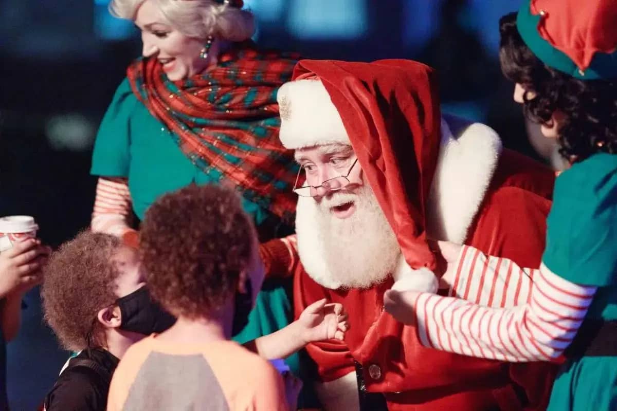 why santa claus gives gifts