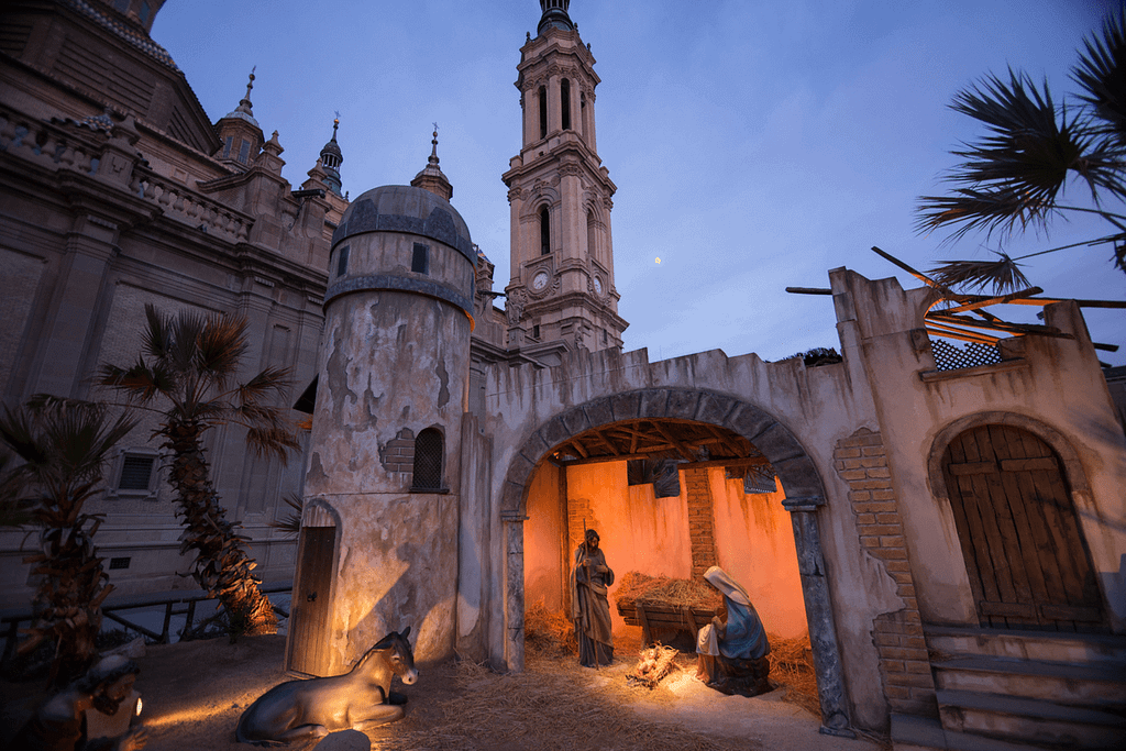 A traditional Spanish Belén with a nativity scene, three wise kings and a Christmas tree