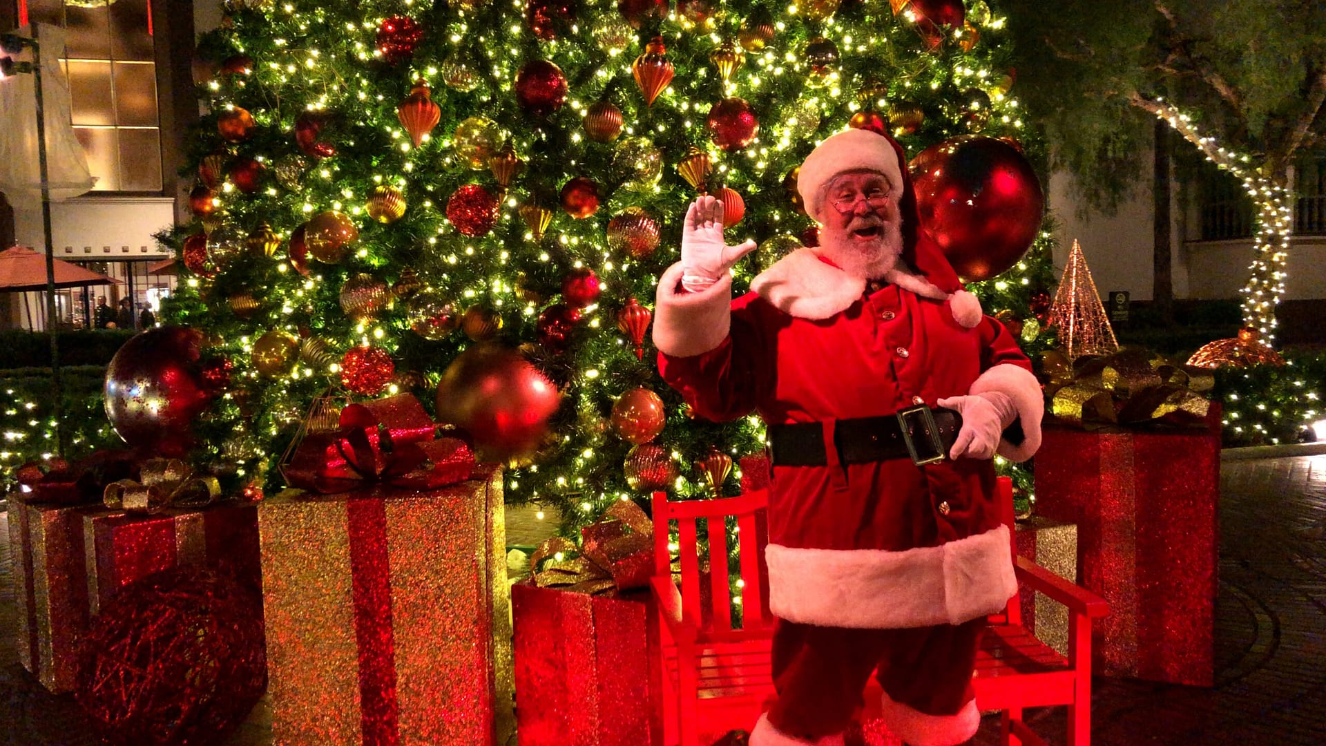 Santa Claus at Union Station Los Angeles